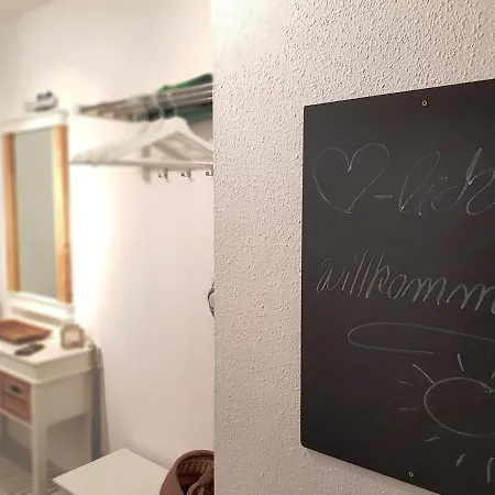 Im Zeesenhaus Im 1 Og Mit Balkon Apartment *