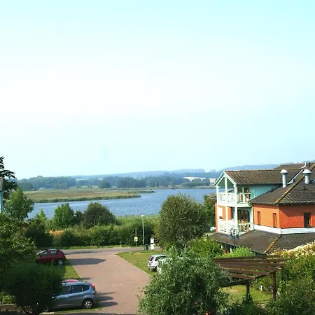 Im Zeesenhaus Im 1 Og Mit Balkon Апартаменты Зеллин